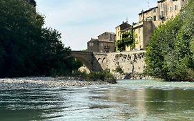 Sur Le Pont